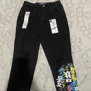 Juniors Hi-Rise Mom Jeans size 9